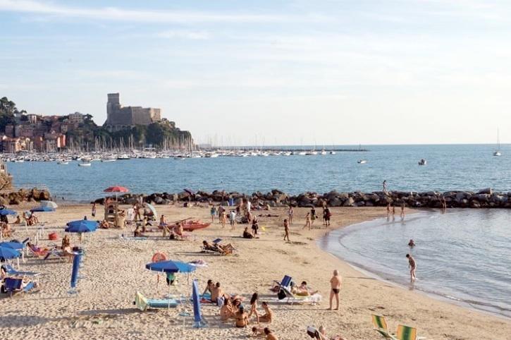 Affittacamere La Baia Di Lerici Exterior foto